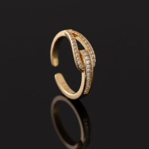Anillo Ajustable Sovering (Circonias Corte Baguette)